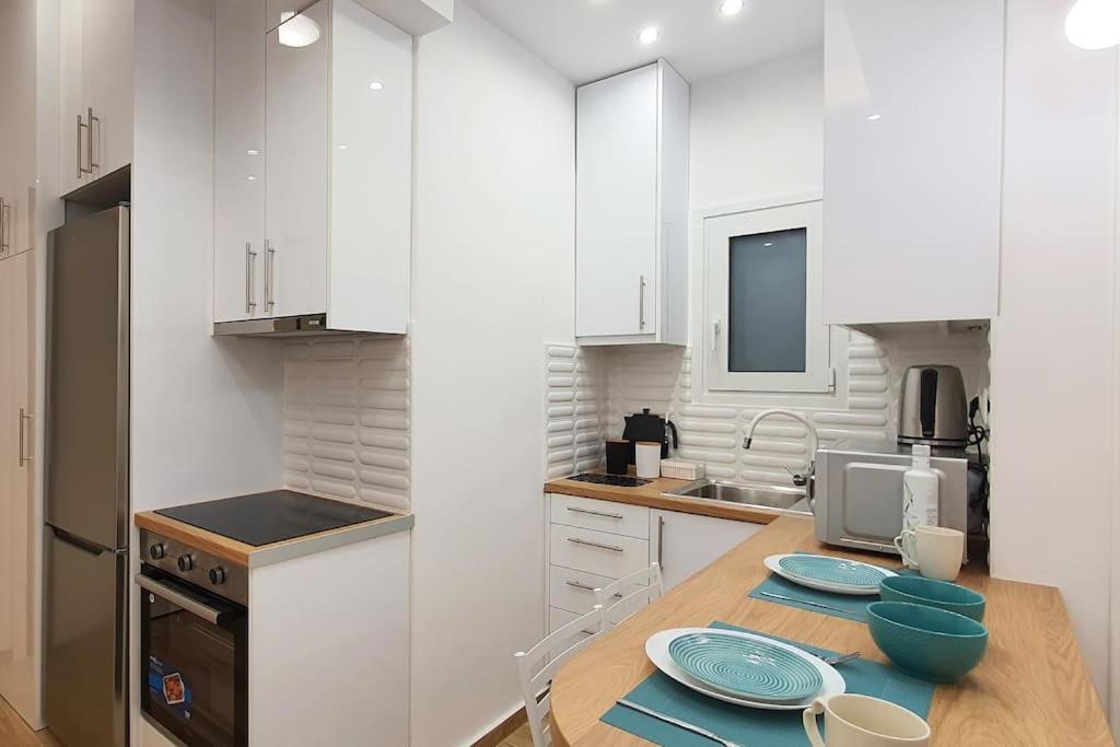Acropolis Thisio Apartment 2 Bedrooms 2 Bathrooms Aten Exteriör bild